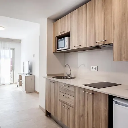 Blanco Y Negro - Recien Reformado Apartment